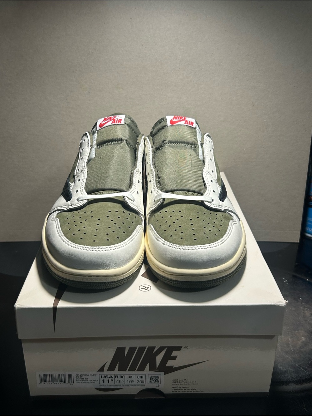 Travis Scott x Jordan Air Jordan 1 low Medium Olive size 11.5 - Picture 4 of 14